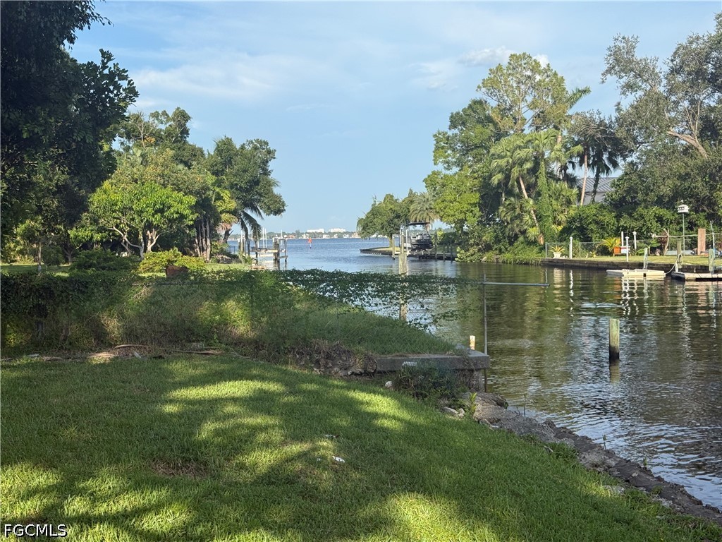 1845 Marina Circle North Fort Myers FL 33903 2026031661 image3