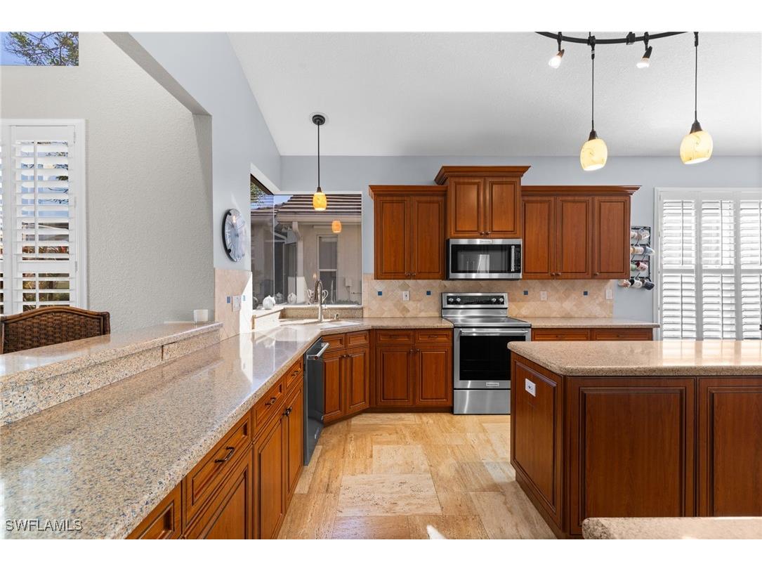 1845 Pondside Lane Naples FL 34109 225075275 image11