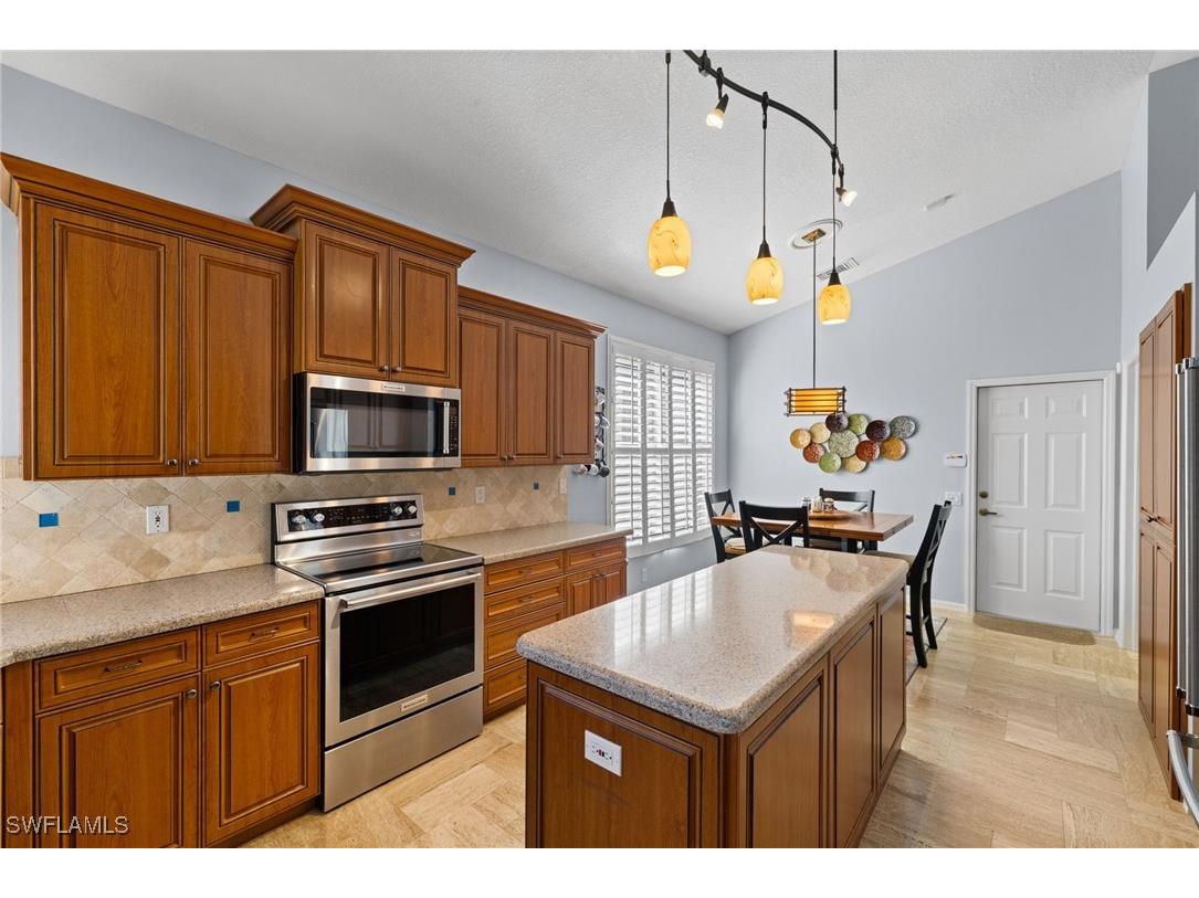 1845 Pondside Lane Naples FL 34109 225075275 image18