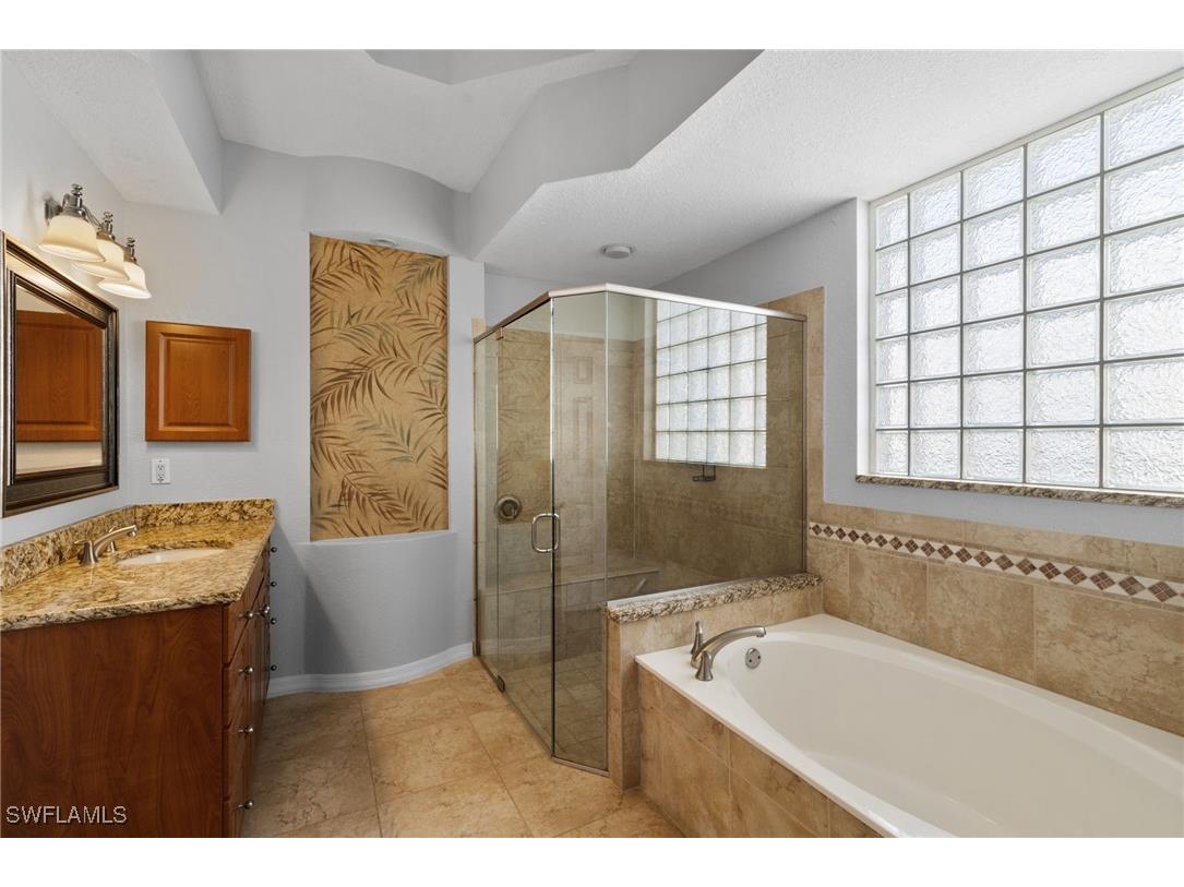 1845 Pondside Lane Naples FL 34109 225075275 image22