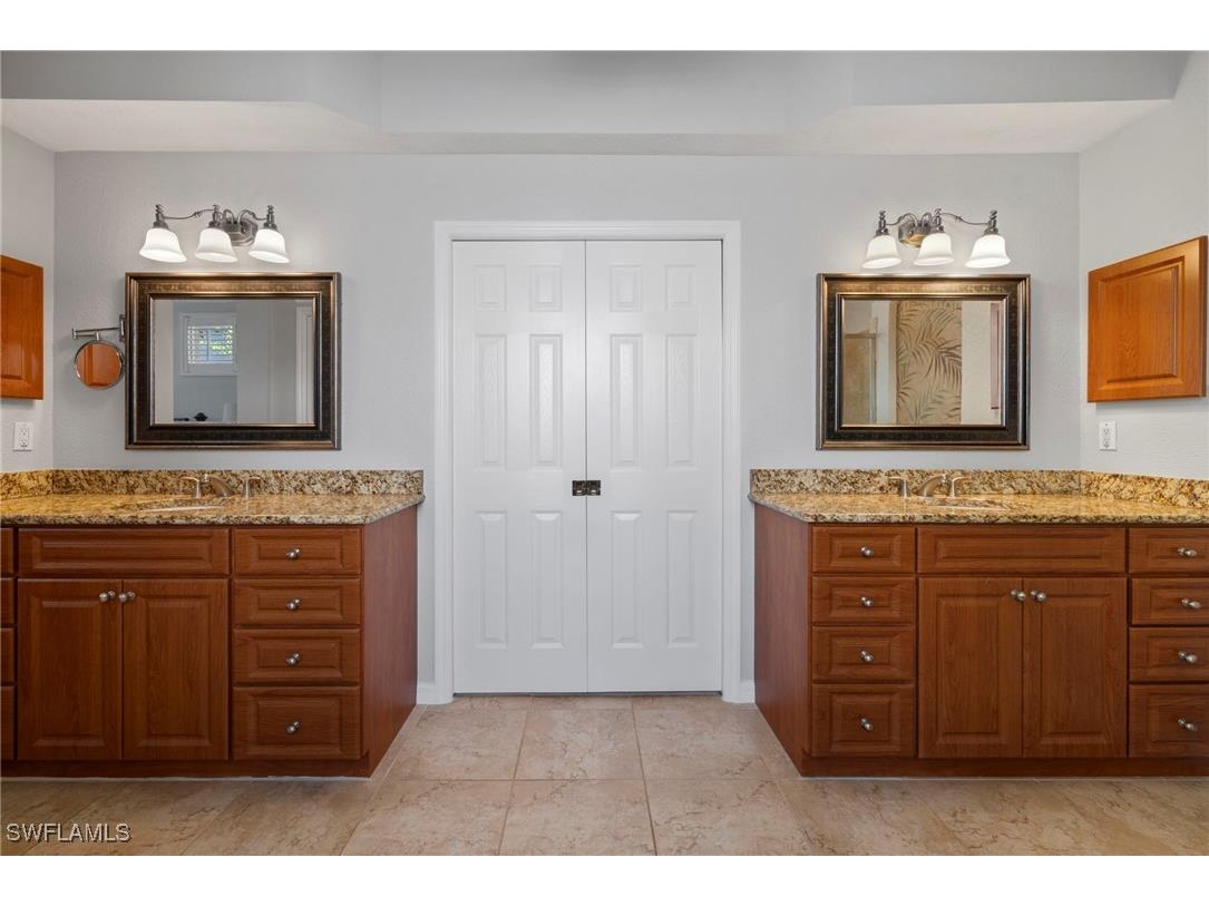 1845 Pondside Lane Naples FL 34109 225075275 image35