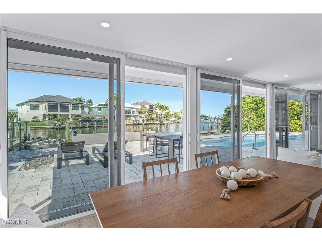 18452 Cutlass Drive Fort Myers Beach FL 33931 2025024119 image11