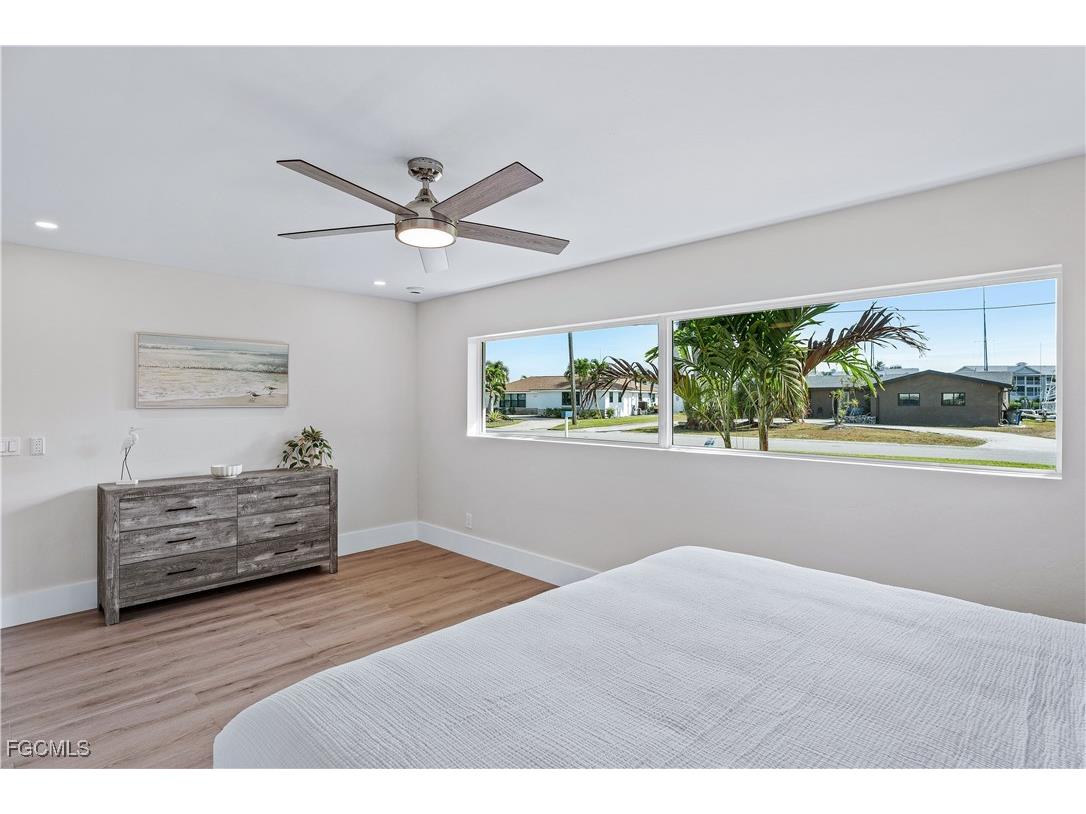 18452 Cutlass Drive Fort Myers Beach FL 33931 2025024119 image24