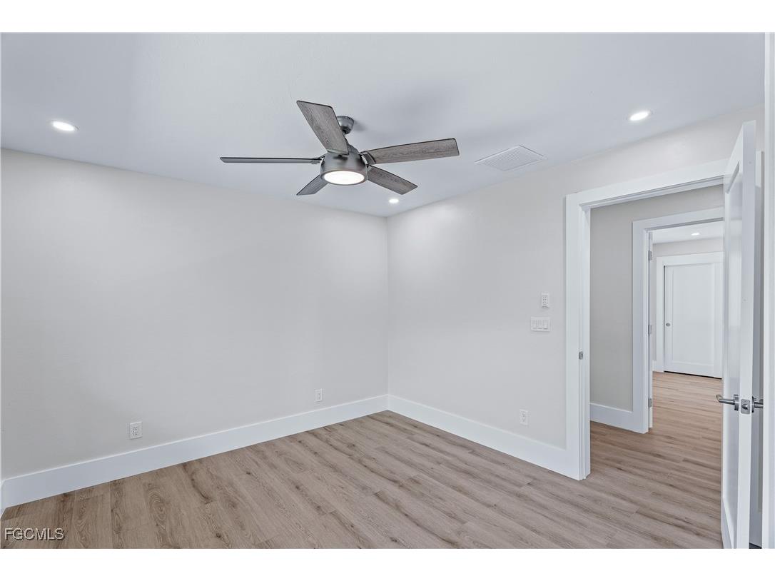 18452 Cutlass Drive Fort Myers Beach FL 33931 2025024119 image35