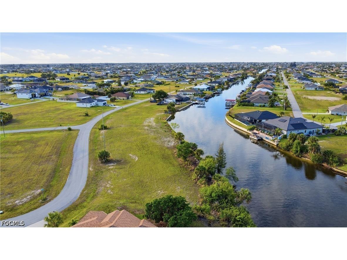 1846 NW 37th Place Cape Coral FL 33993 2026018626 image3