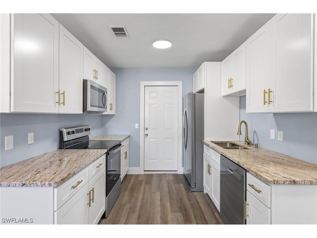 18468 Winter Haven Road Fort Myers FL 33967 224013246 image1