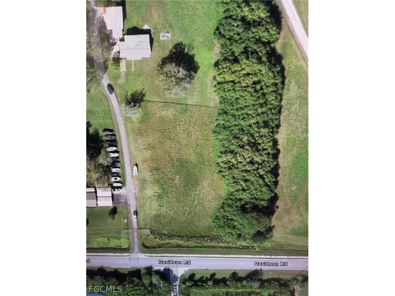 1848 Davidson Road Clewiston FL 33440 2026011261 image1