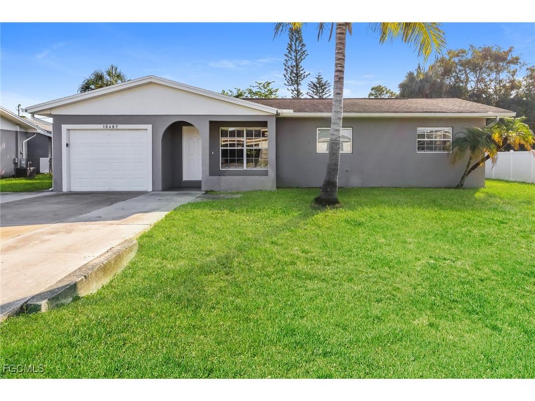 18487 Evergreen Road Fort Myers FL 33967 2025015580 image1