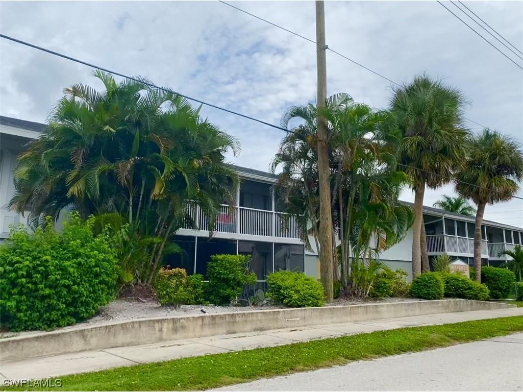 1849 Maravilla Avenue #A15 Fort Myers FL 33901 223080260 image1