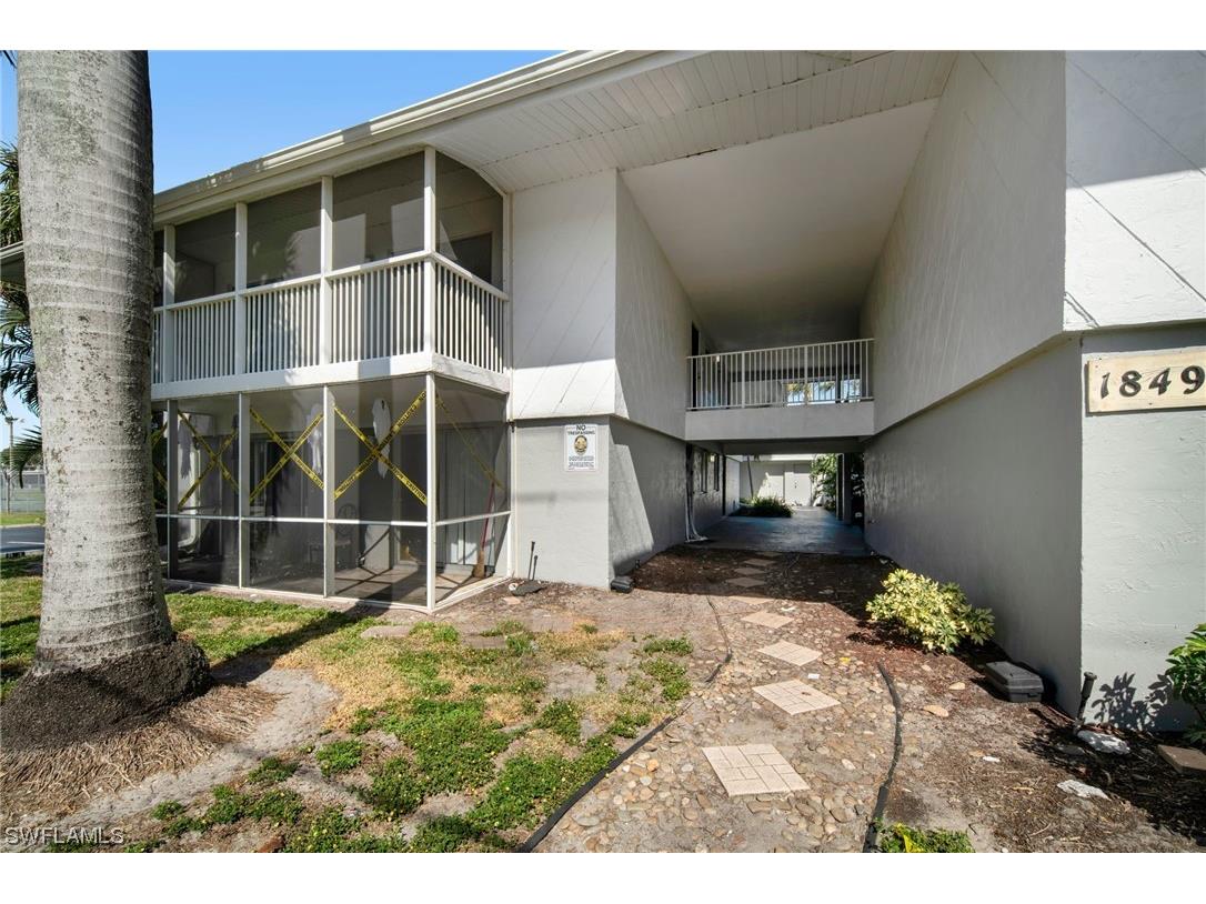 1849 Maravilla Avenue #B4 Fort Myers FL 33901 223066327 image1