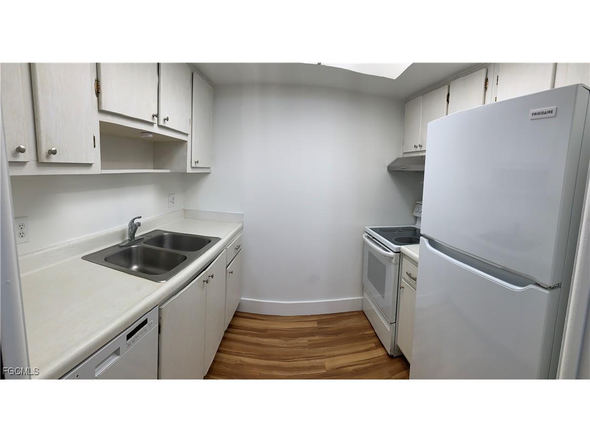 1849 Maravilla Avenue #C9 Fort Myers FL 33901 2025007457 image7