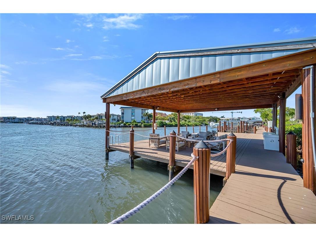 185 15th Street S Naples FL 34102 225084541 image16