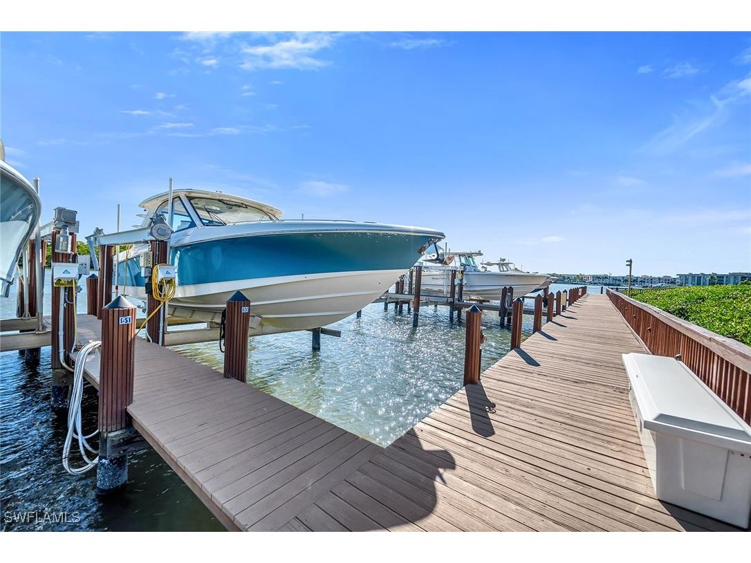 185 15th Street S Naples FL 34102 225084541 image49