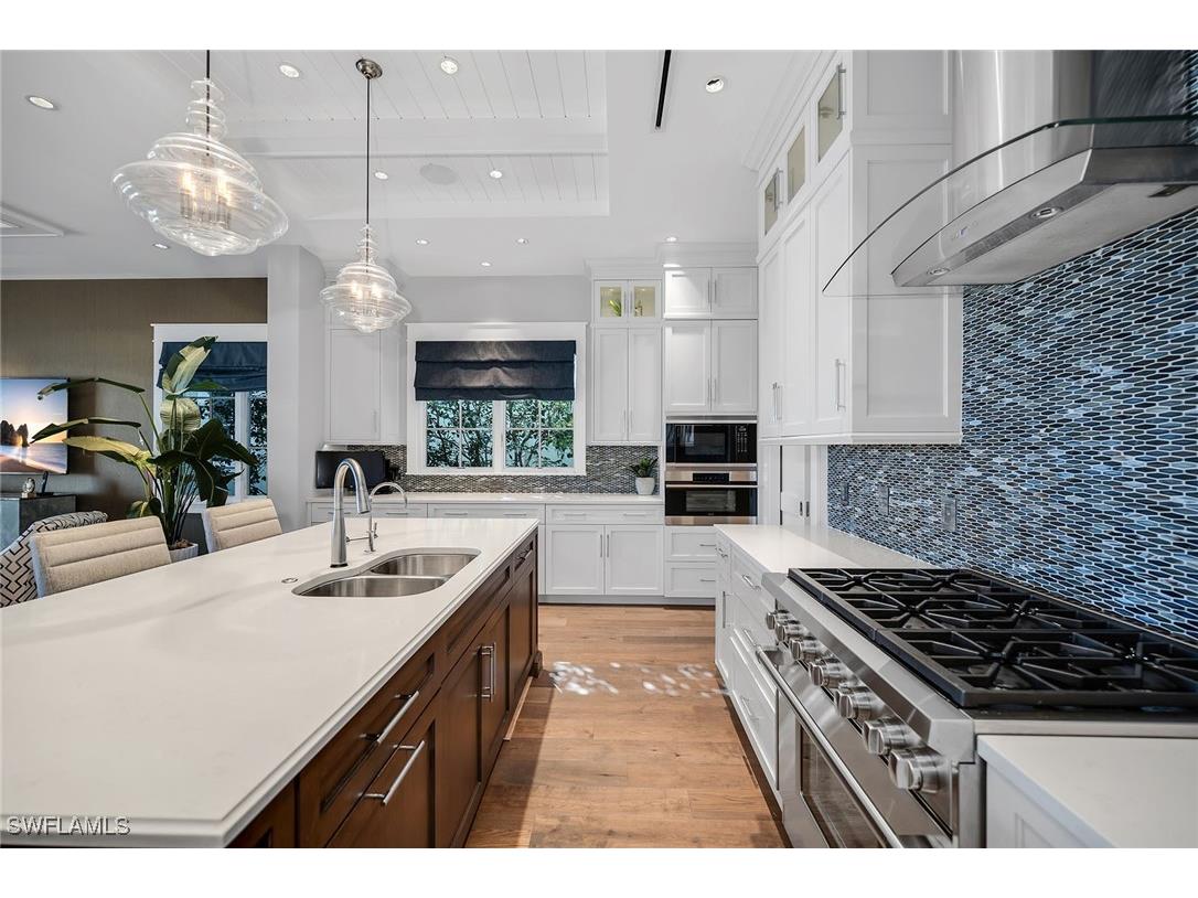 185 15th Street S Naples FL 34102 225084541 image9