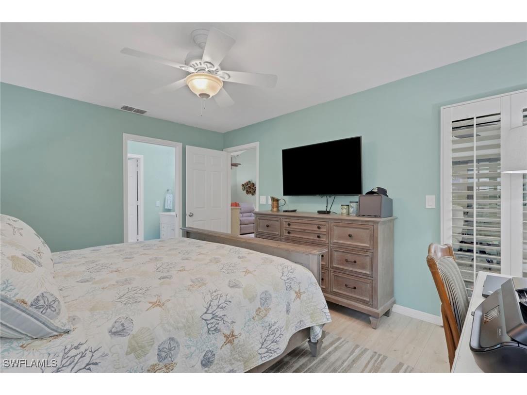 185 Fox Den Circle Naples FL 34104 225082771 image16