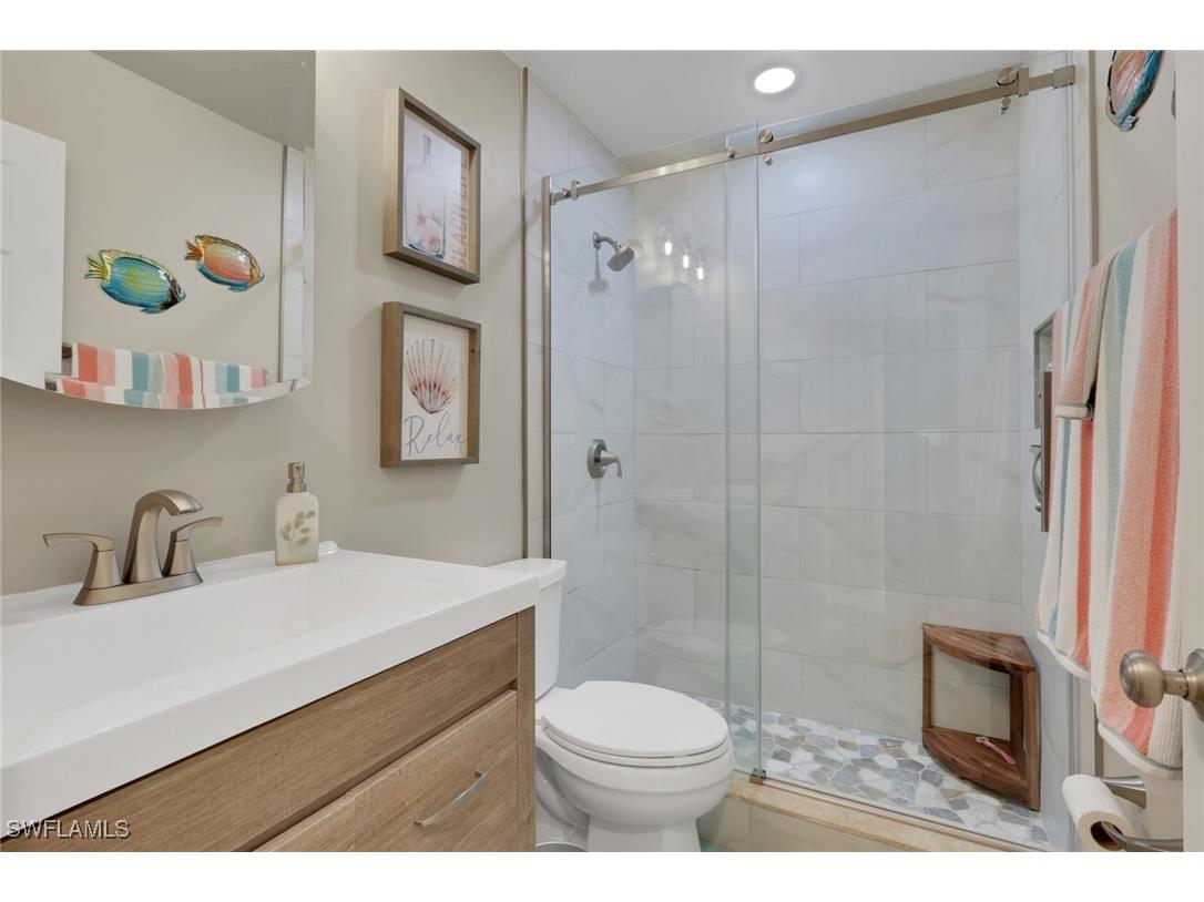 185 Fox Den Circle Naples FL 34104 225082771 image21