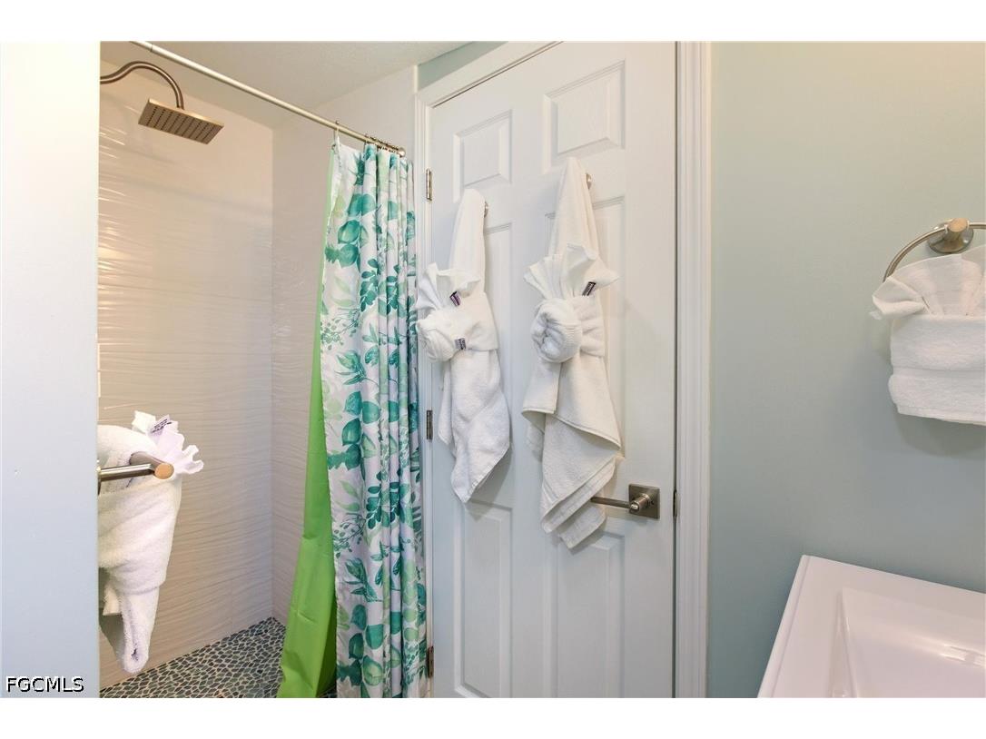 185 Hibiscus Drive Fort Myers Beach FL 33931 2026014044 image18