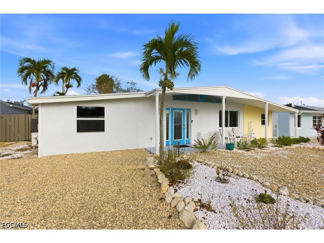 185 Hibiscus Drive Fort Myers Beach FL 33931 2026014044 image3