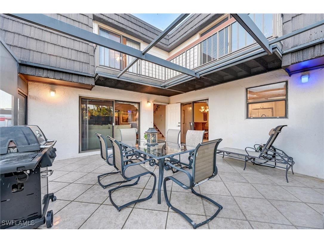 185 Lake Point Lane #8B Naples FL 34112 226002131 image12