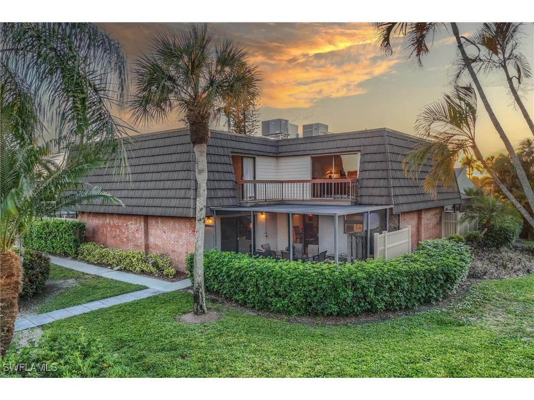 185 Lake Point Lane #8B Naples FL 34112 226002131 image2