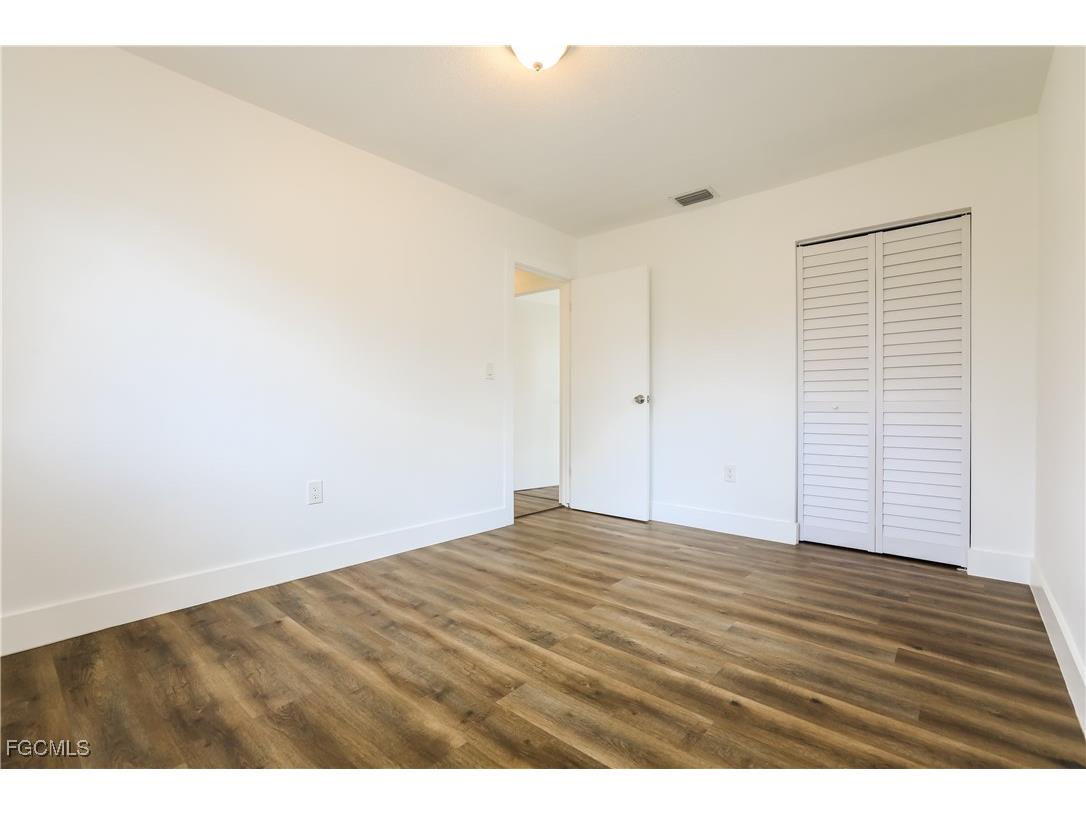 185 Norfolk Avenue NW Port Charlotte FL 33952 2025021217 image10