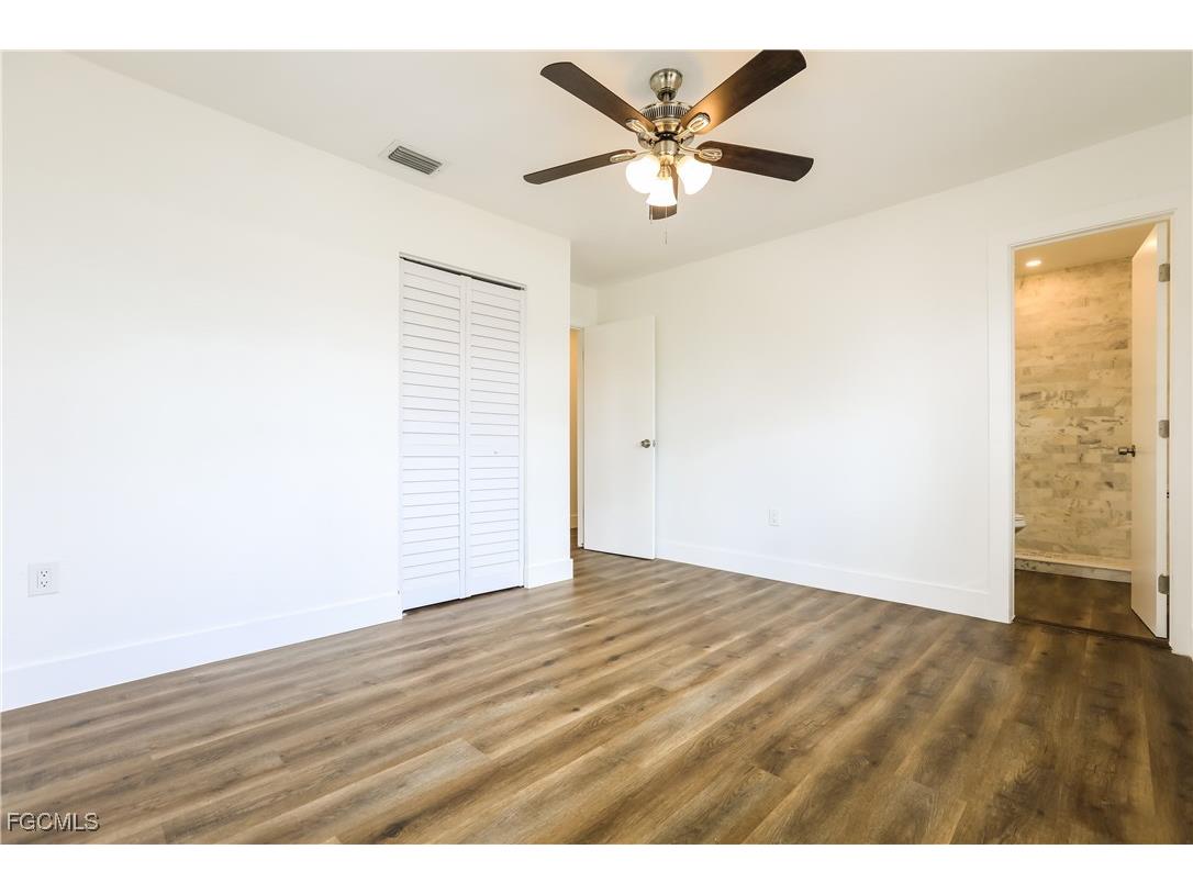 185 Norfolk Avenue NW Port Charlotte FL 33952 2025021217 image8