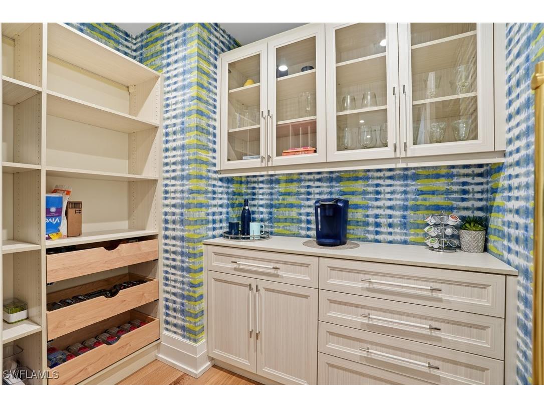 185 North Lake Drive Naples FL 34102 225082735 image11