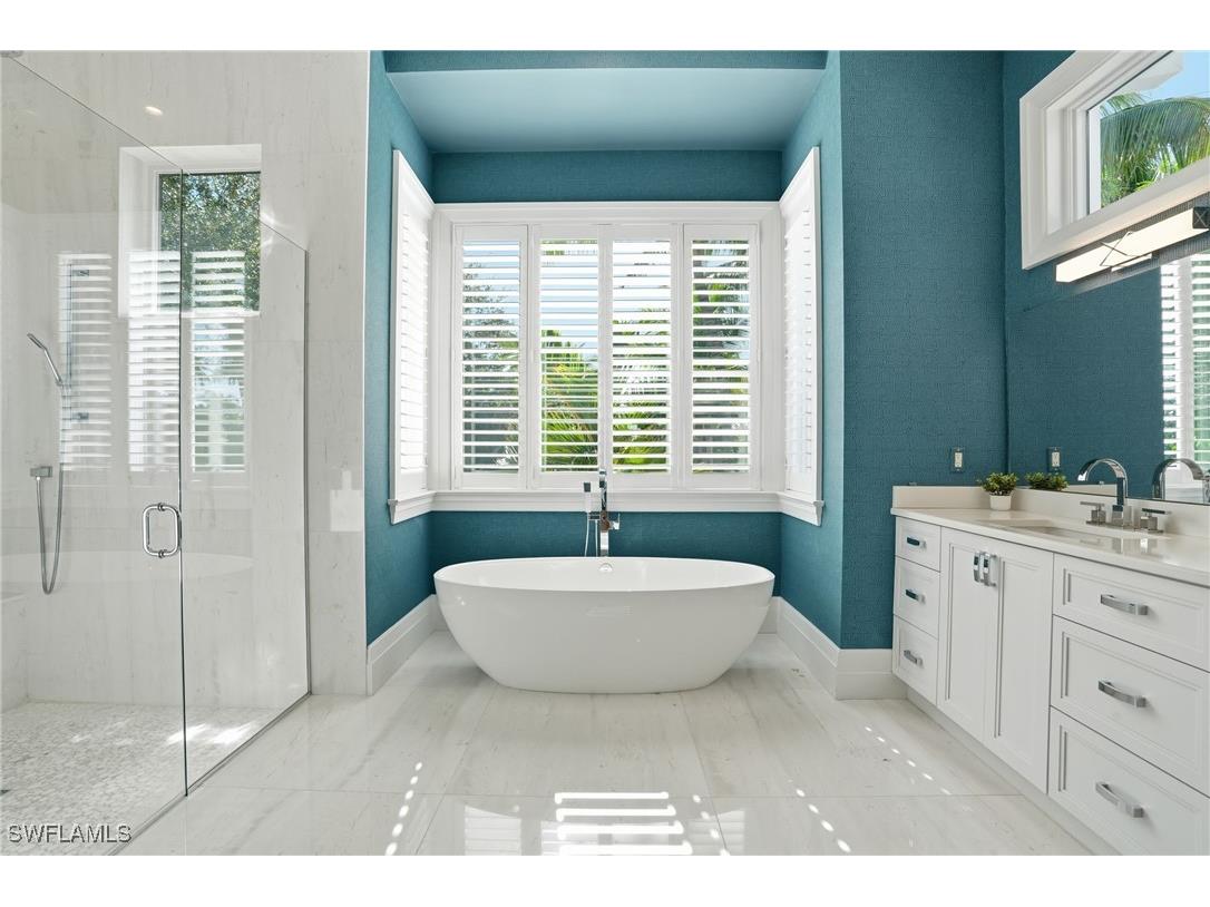 185 North Lake Drive Naples FL 34102 225082735 image17