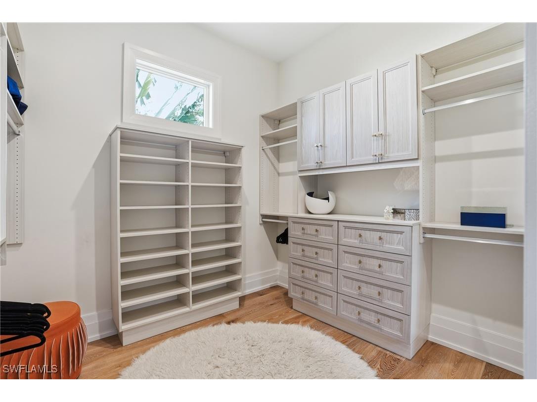 185 North Lake Drive Naples FL 34102 225082735 image21