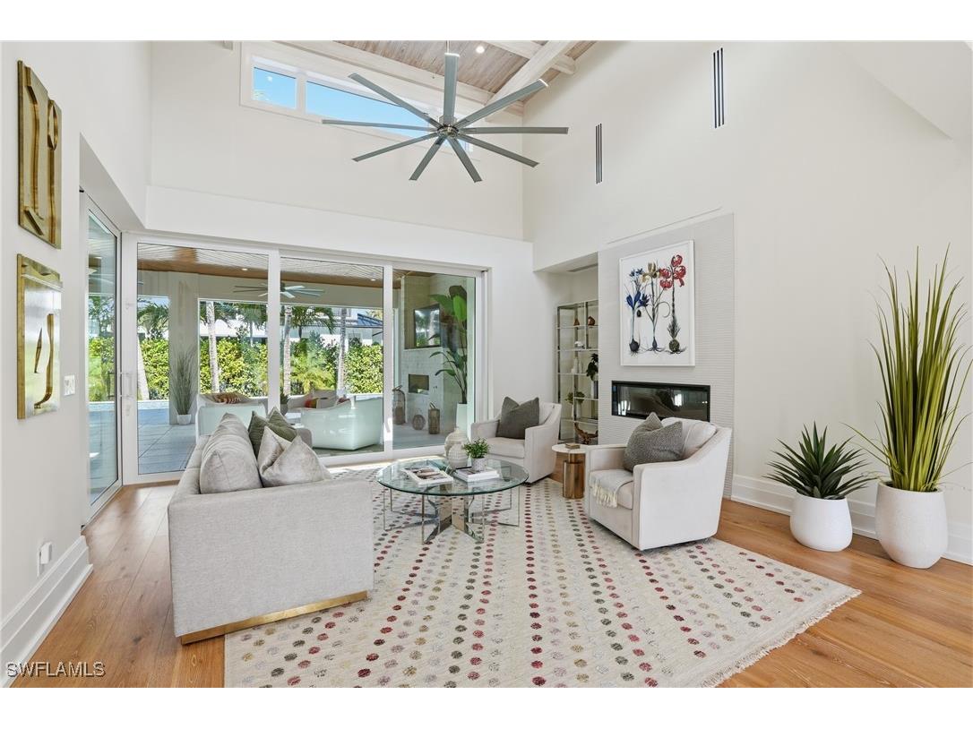 185 North Lake Drive Naples FL 34102 225082735 image4