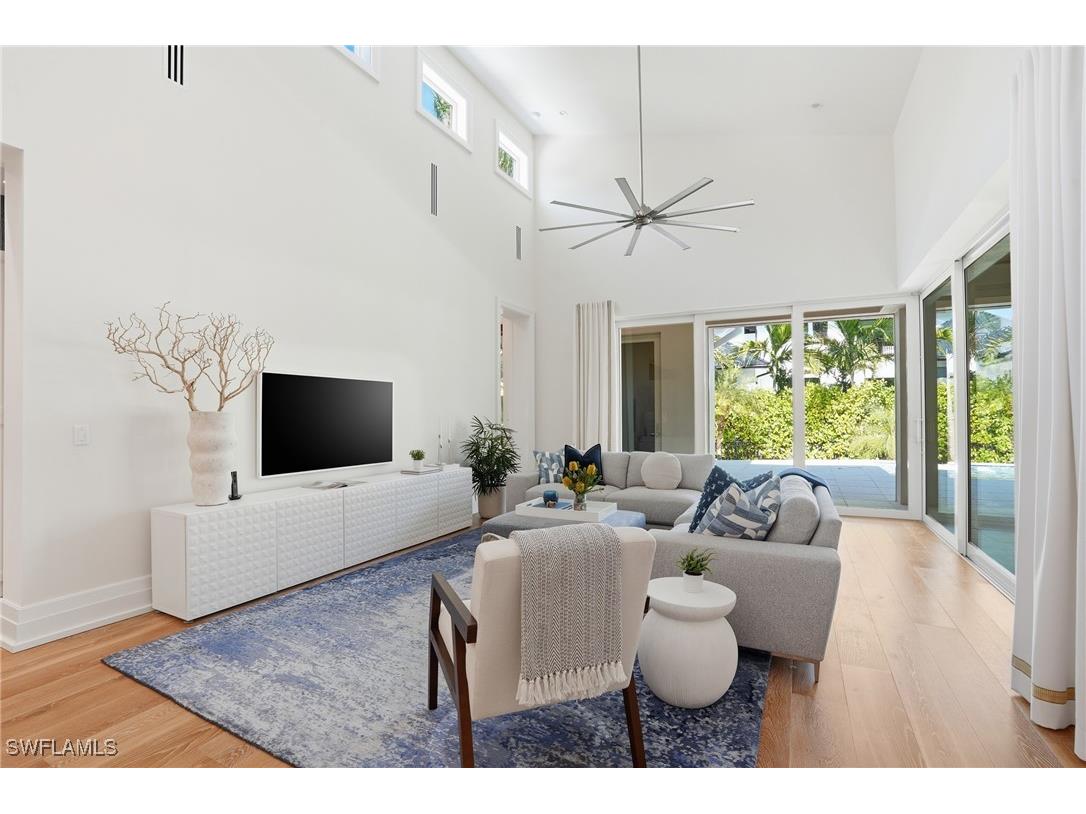 185 North Lake Drive Naples FL 34102 225082735 image7