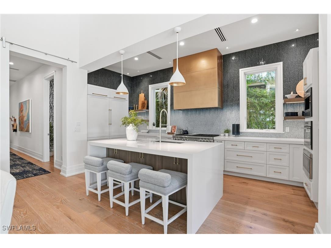 185 North Lake Drive Naples FL 34102 225082735 image8