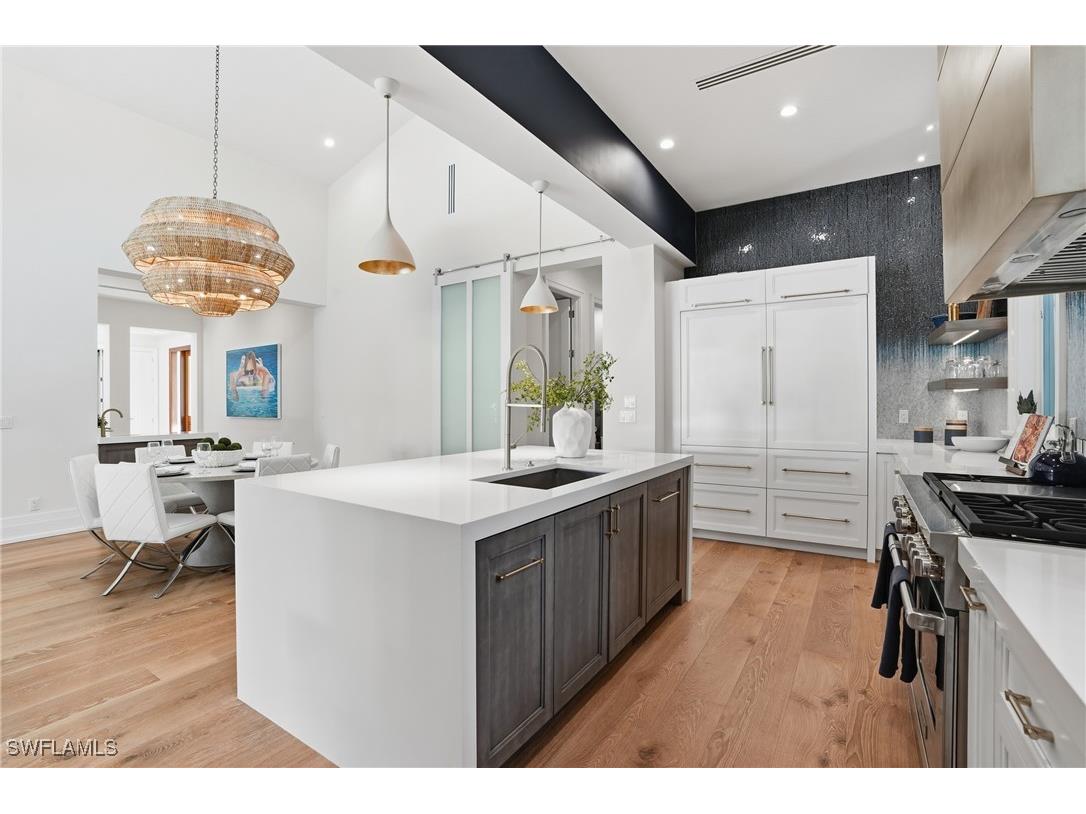 185 North Lake Drive Naples FL 34102 225082735 image9