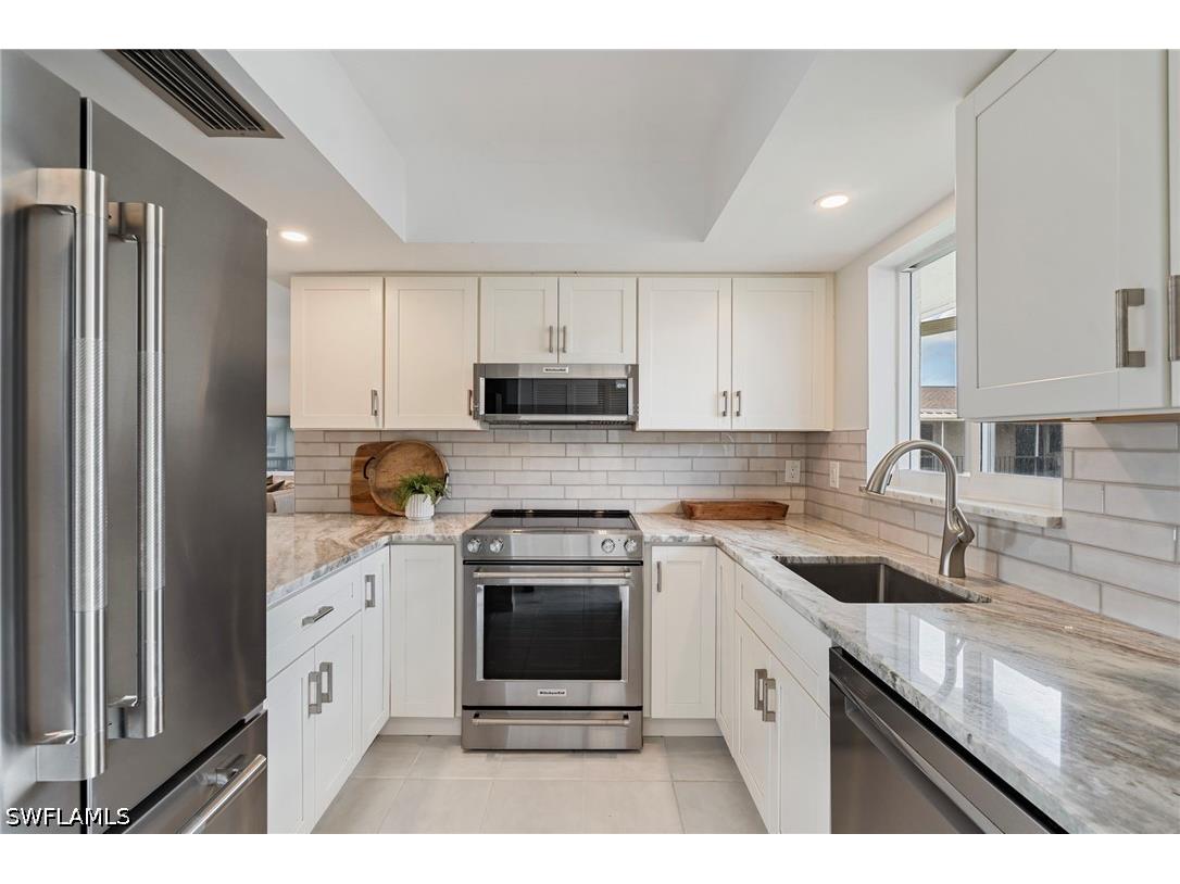 185 Palm Drive #18L Naples FL 34112 226020505 image10