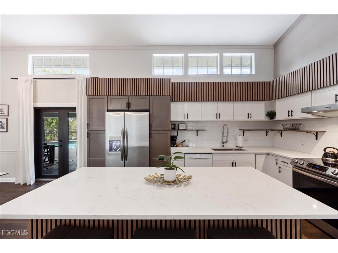 185 Palm River Boulevard Naples FL 34110 2025008484 image14