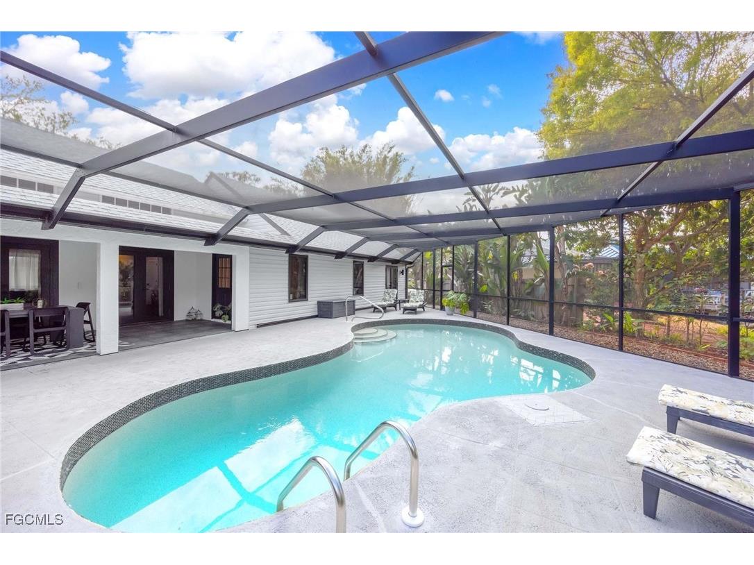 185 Palm River Boulevard Naples FL 34110 2025008484 image3