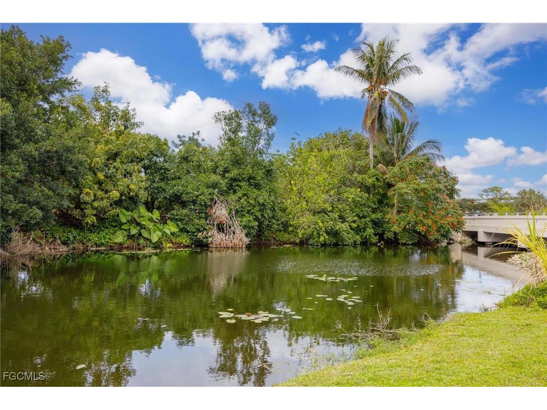 185 Palm River Boulevard Naples FL 34110 2025008484 image46