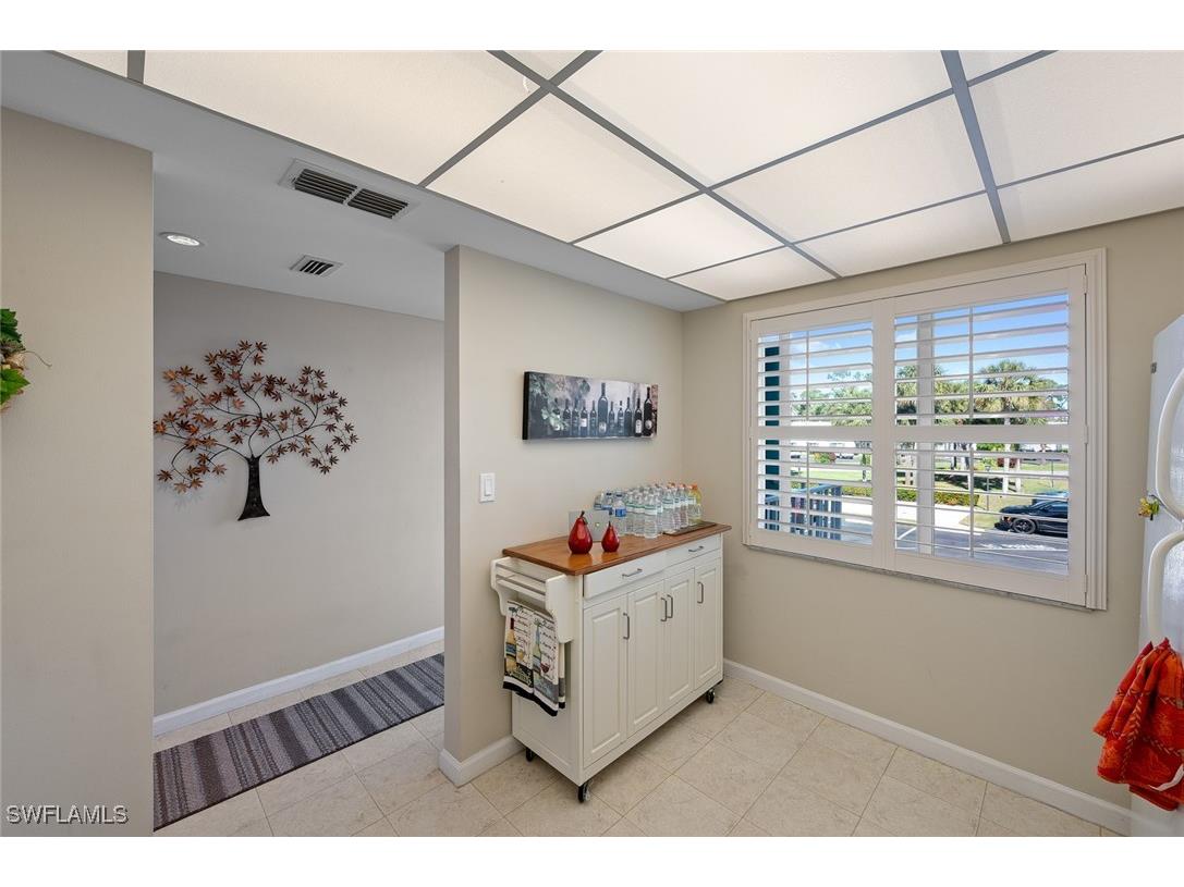 185 Penny Lane #4 Naples FL 34112 225029296 image10