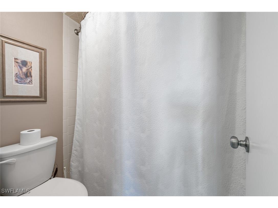 185 Penny Lane #4 Naples FL 34112 225029296 image34