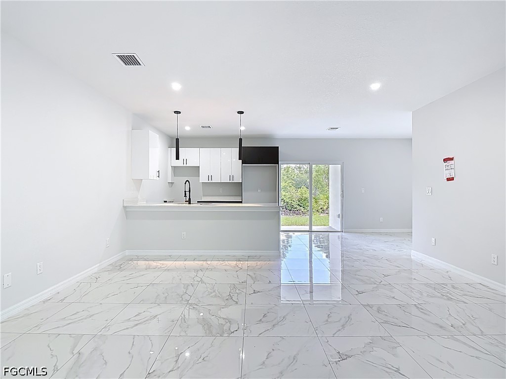 185 Thornton Avenue S Lehigh Acres FL 33974 2026016954 image10