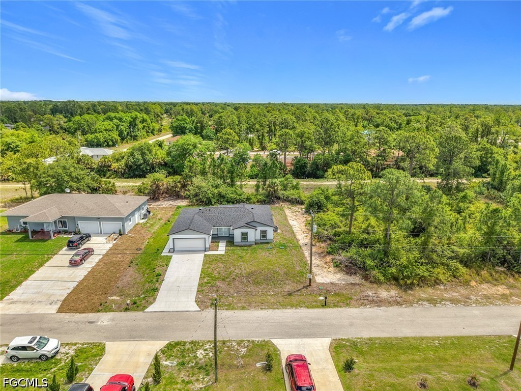 185 Thornton Avenue S Lehigh Acres FL 33974 2026016954 image2