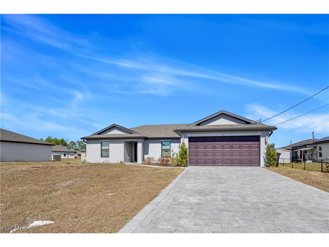 185 Yager Circle Fort Myers FL 33913 2026013548 image1