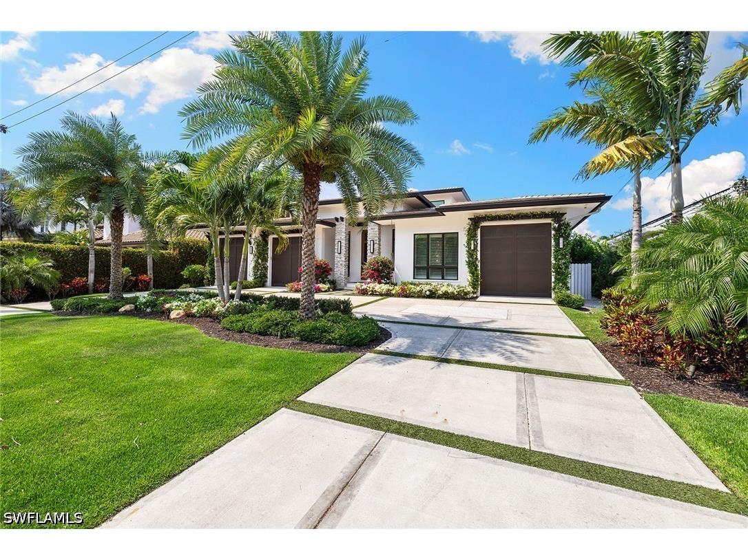 1850 Kingfish Road Naples FL 34102 226015147 image1