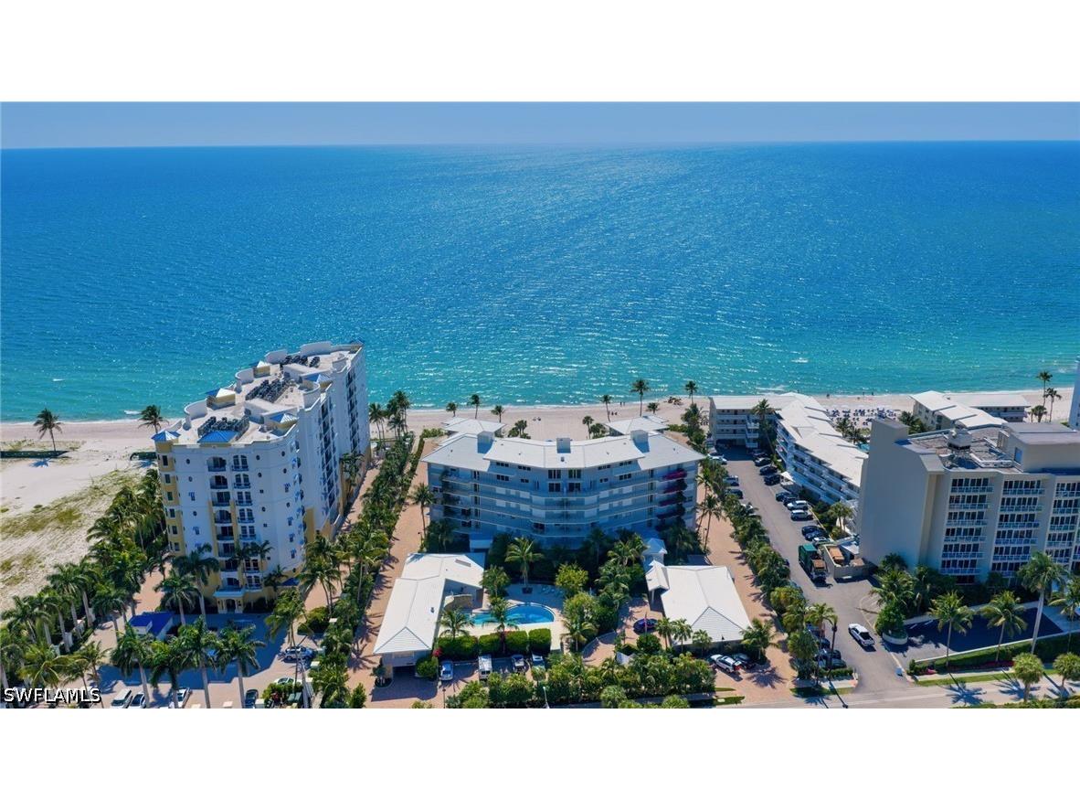 1851 Gulf Shore Boulevard N #103 Naples FL 34102 226017608 image2