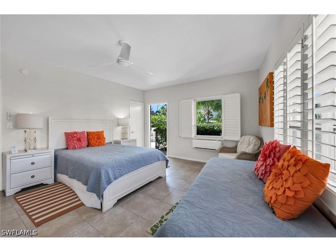 1851 Gulf Shore Boulevard N #103 Naples FL 34102 226017608 image24