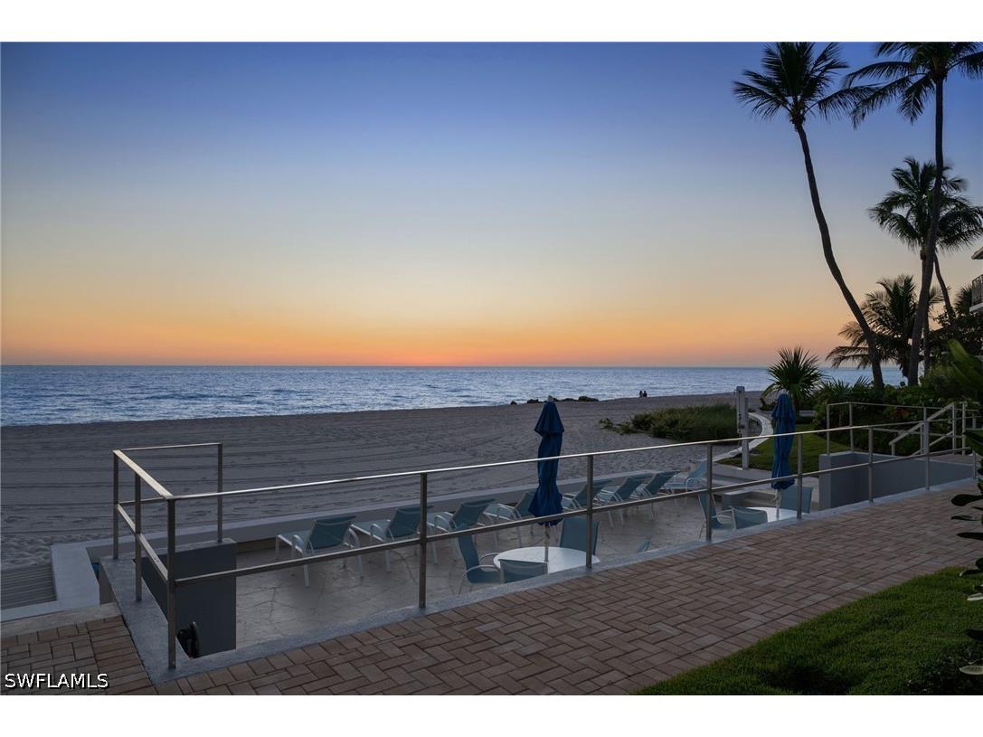 1851 Gulf Shore Boulevard N #103 Naples FL 34102 226017608 image27