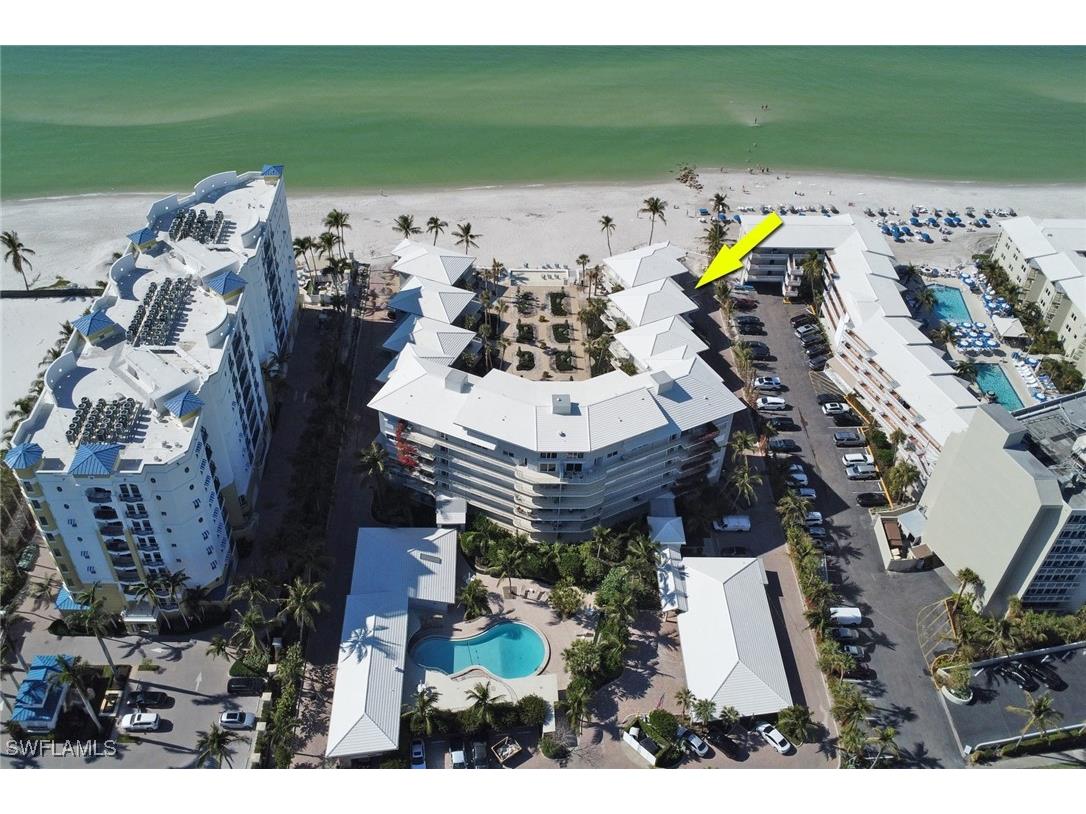 1851 Gulf Shore Boulevard N #15 Naples FL 34102 224095413 image1