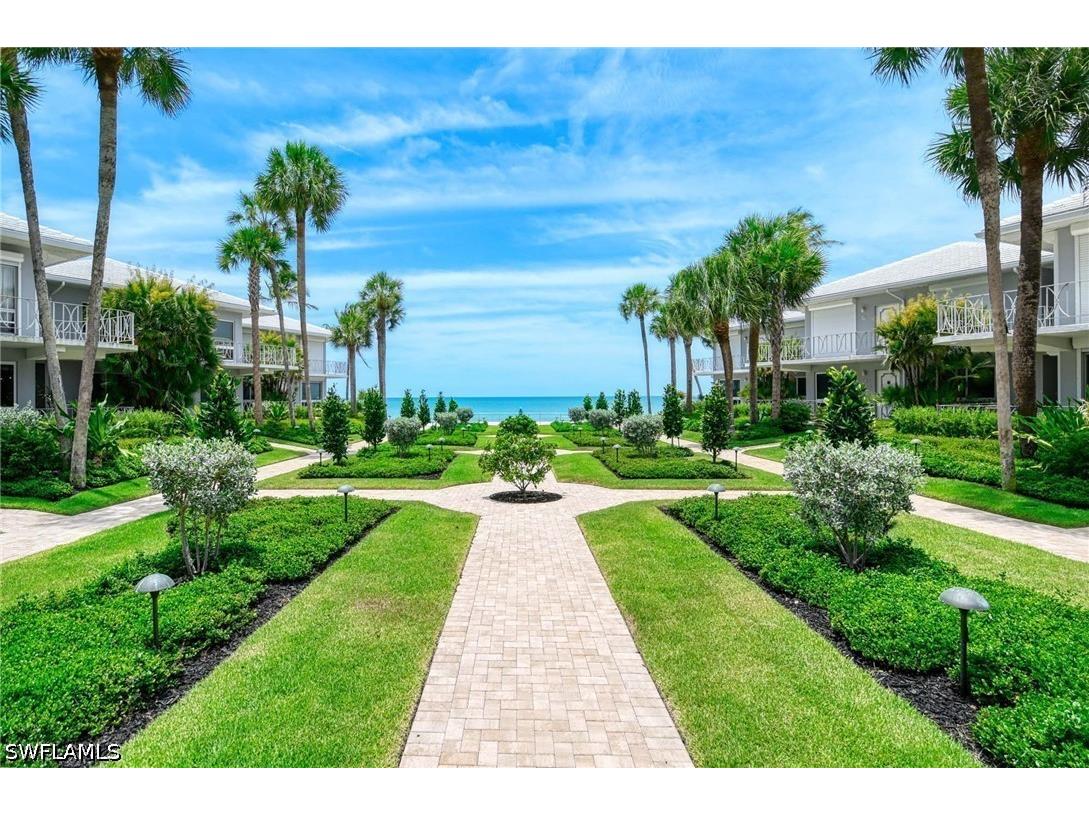 1851 Gulf Shore Boulevard N #4 Naples FL 34102 226018568 image1