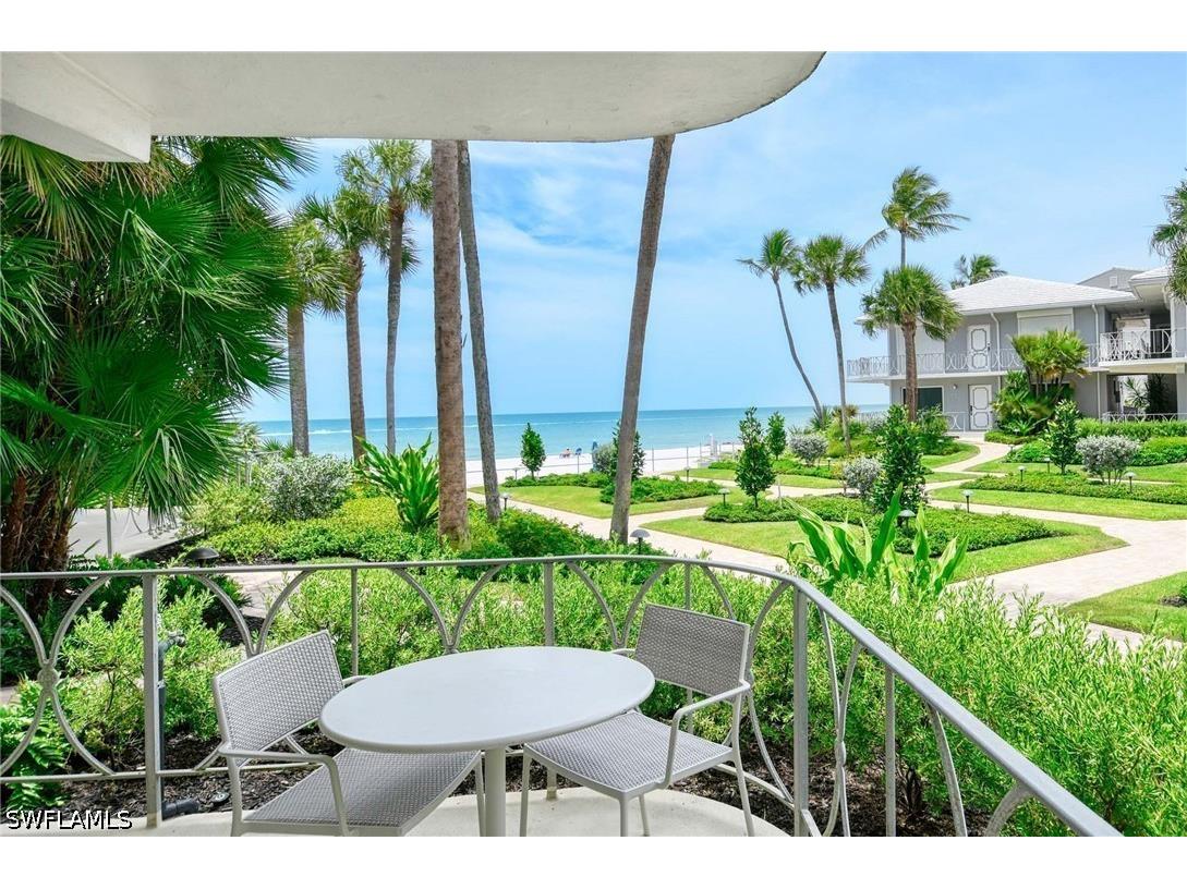 1851 Gulf Shore Boulevard N #4 Naples FL 34102 226018568 image4