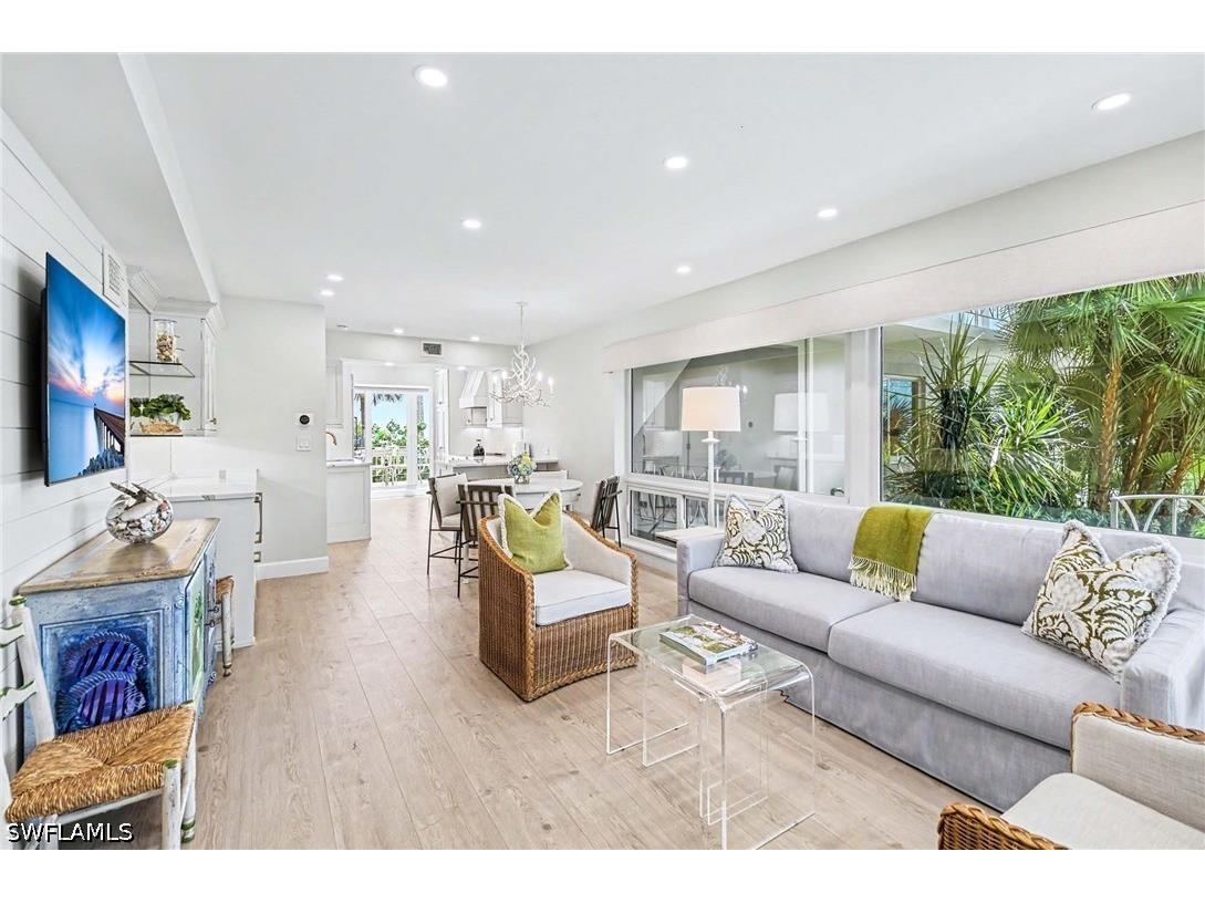 1851 Gulf Shore Boulevard N #4 Naples FL 34102 226018568 image6